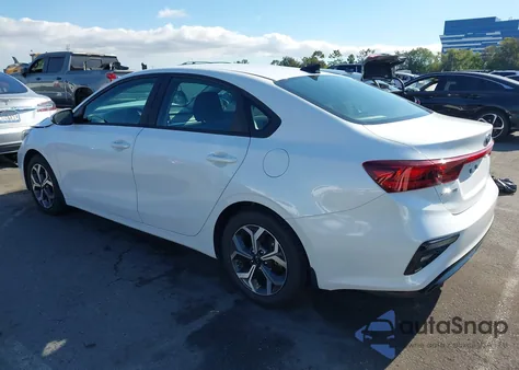 2021 Kia Forte Lxs из США, поврежденный, VIN 3KPF24AD1ME332491